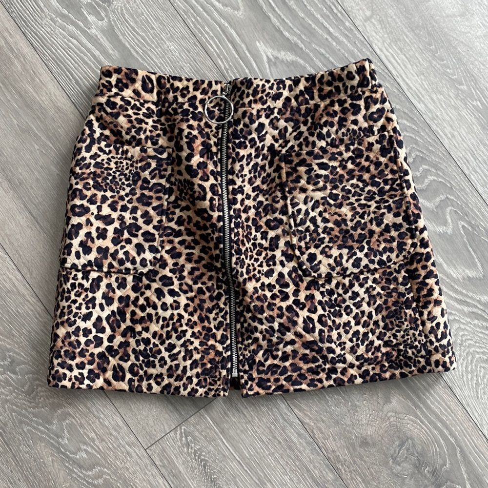 Velour Leopard Skirt With Zipper